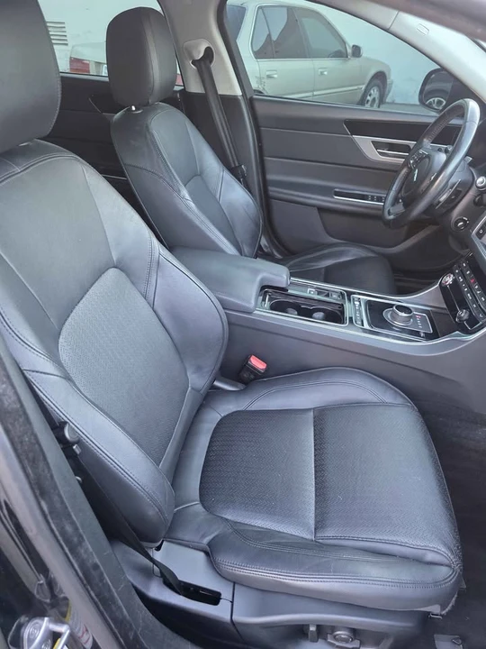 2017 Jaguar X260 XF - Image 18 of 20
