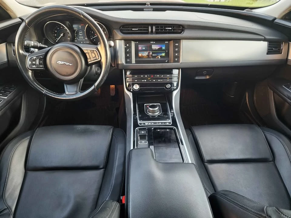 2017 Jaguar X260 XF - Image 8 of 13