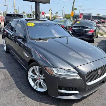 2017 Jaguar XF 35t Premium Sedan 4D