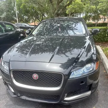 2017 Jaguar XF XF 35t Premium Sedan 4D