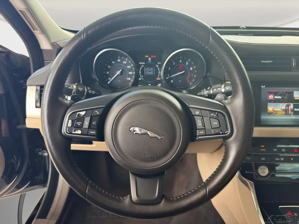 2017 Jaguar X260 XF - Image 9 of 21