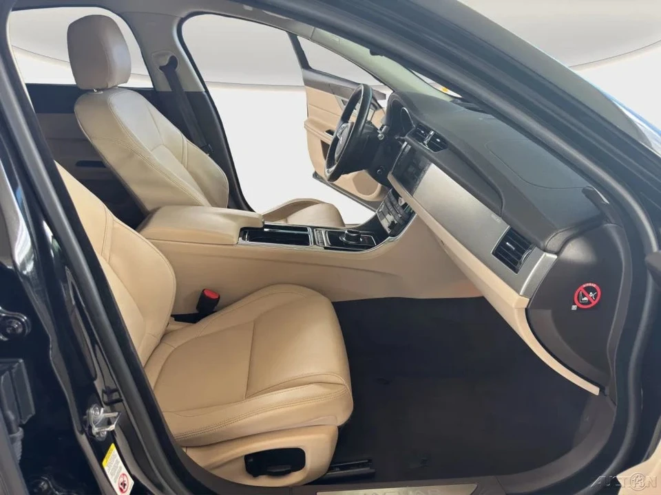 2017 Jaguar X260 XF - Image 19 of 21