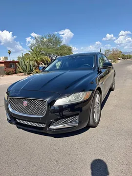 2017 Jaguar XF XF 35t Prestige Sedan 4D