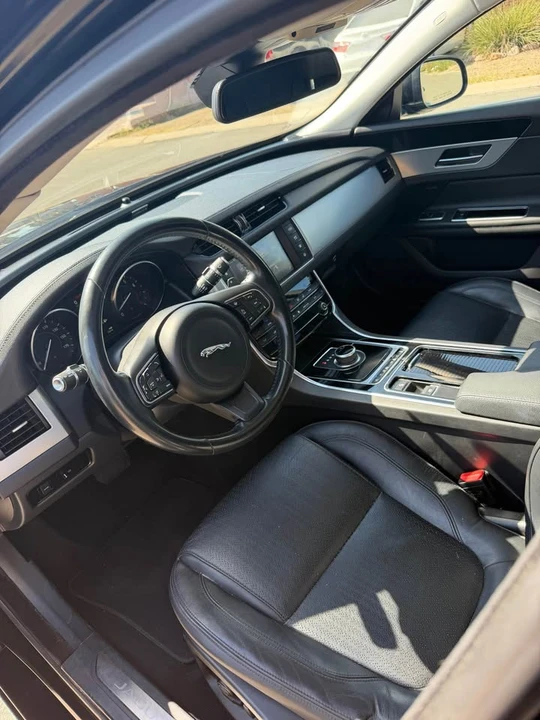 2017 Jaguar X260 XF - Image 8 of 11