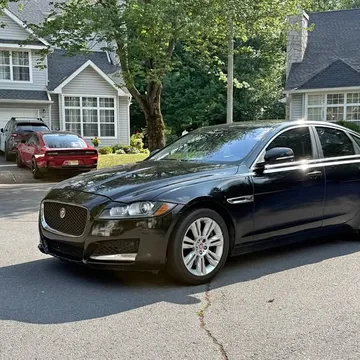 2017 Jaguar XF 35t Prestige Sedan