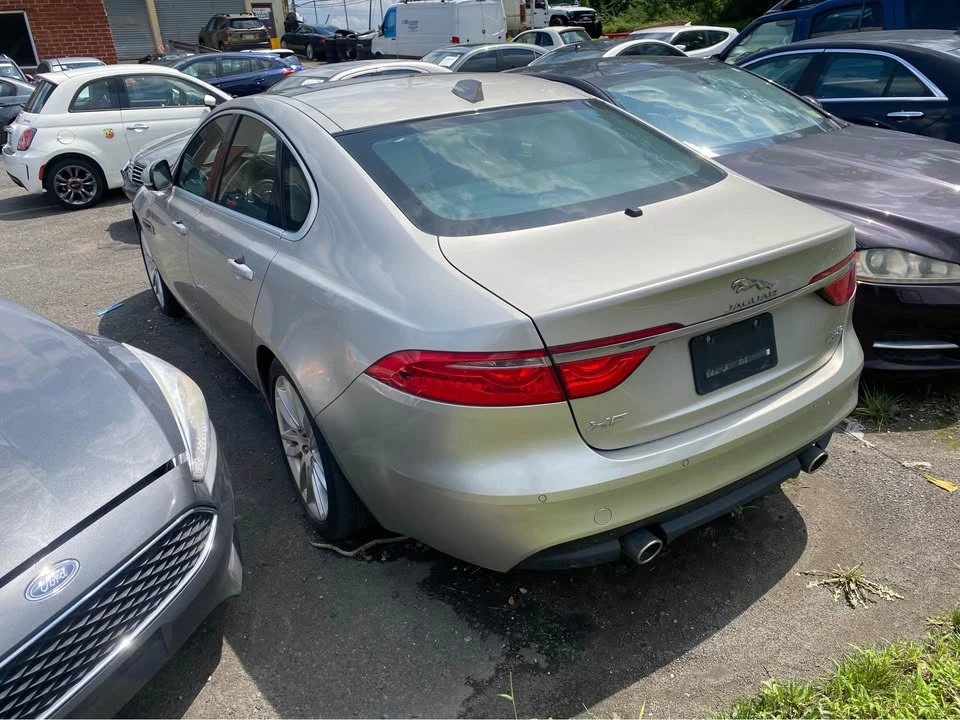 2017 Jaguar X260 XF - Image 8 of 9