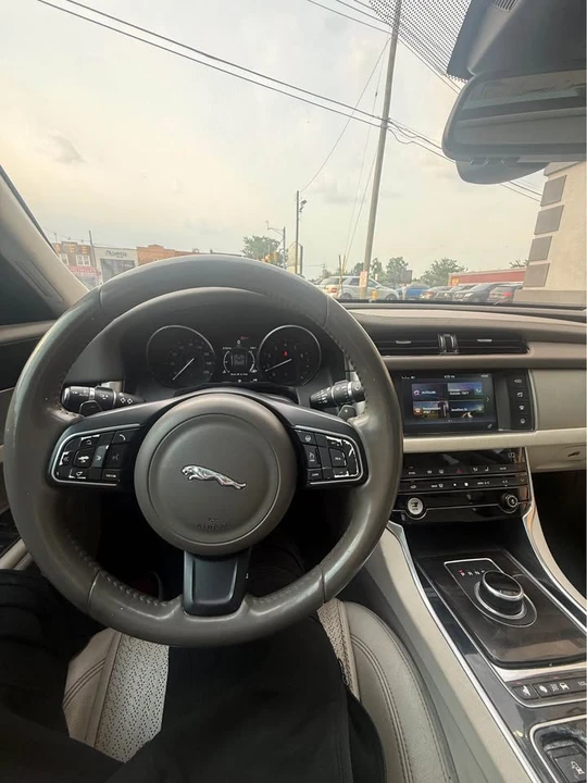 2017 Jaguar X260 XF - Image 9 of 10