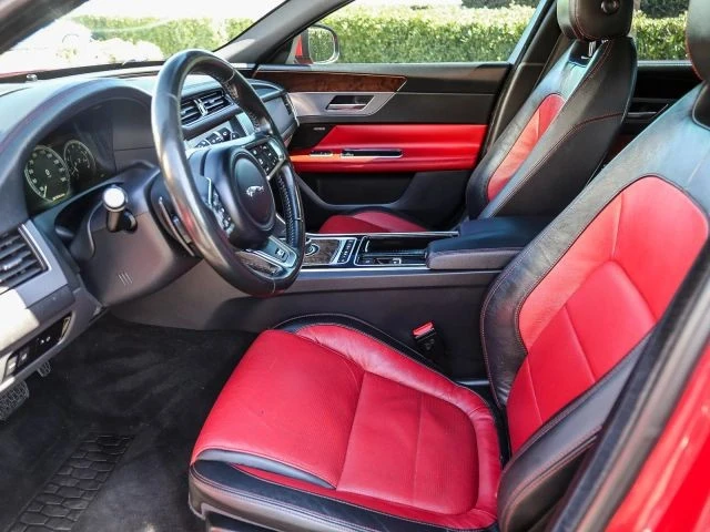 2017 Jaguar X260 XF - Image 24 of 31