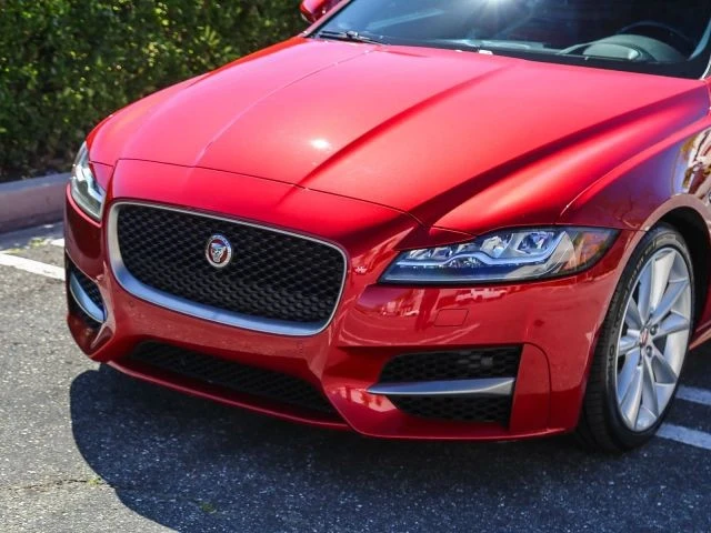 2017 Jaguar X260 XF - Image 13 of 31