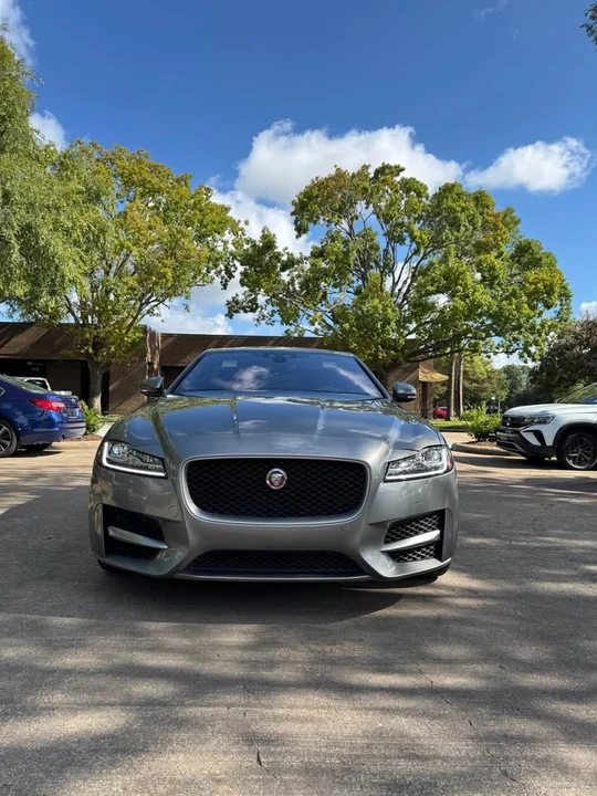 2017 Jaguar X260 XF - Image 2 of 18