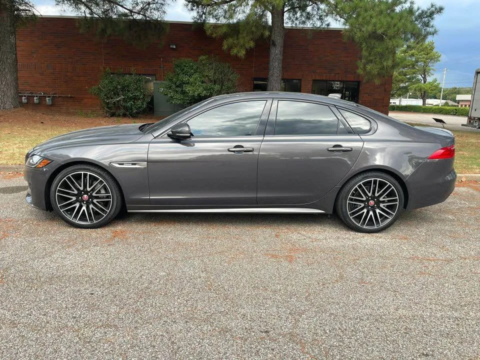 2017 Jaguar X260 XF - Image 2 of 18
