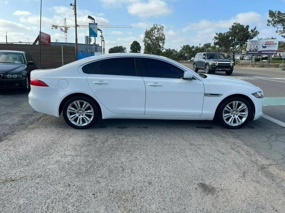 2017 Jaguar X260 XF - Image 6 of 20