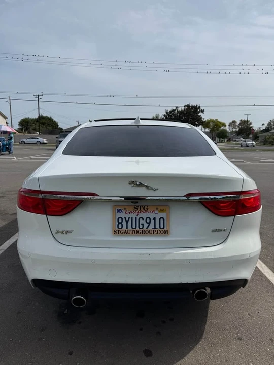 2017 Jaguar X260 XF - Image 5 of 10