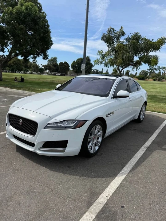 2017 Jaguar X260 XF - Image 3 of 10