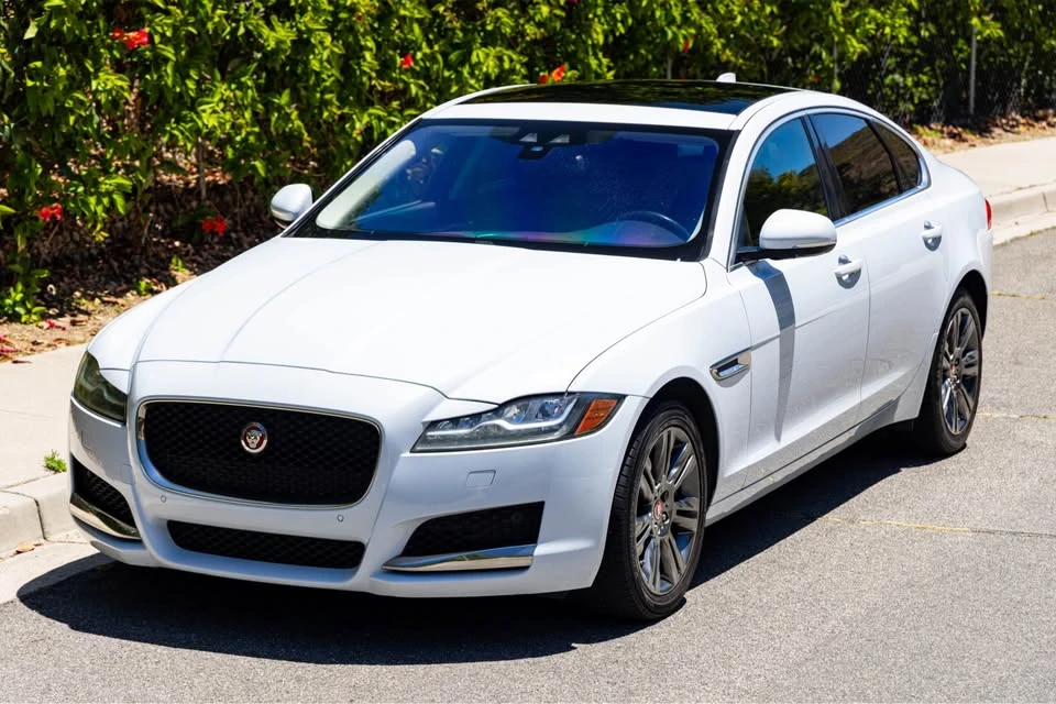 2017 Jaguar X260 XF - Image 2 of 19