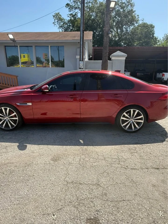 2017 Jaguar X260 XF - Image 4 of 18
