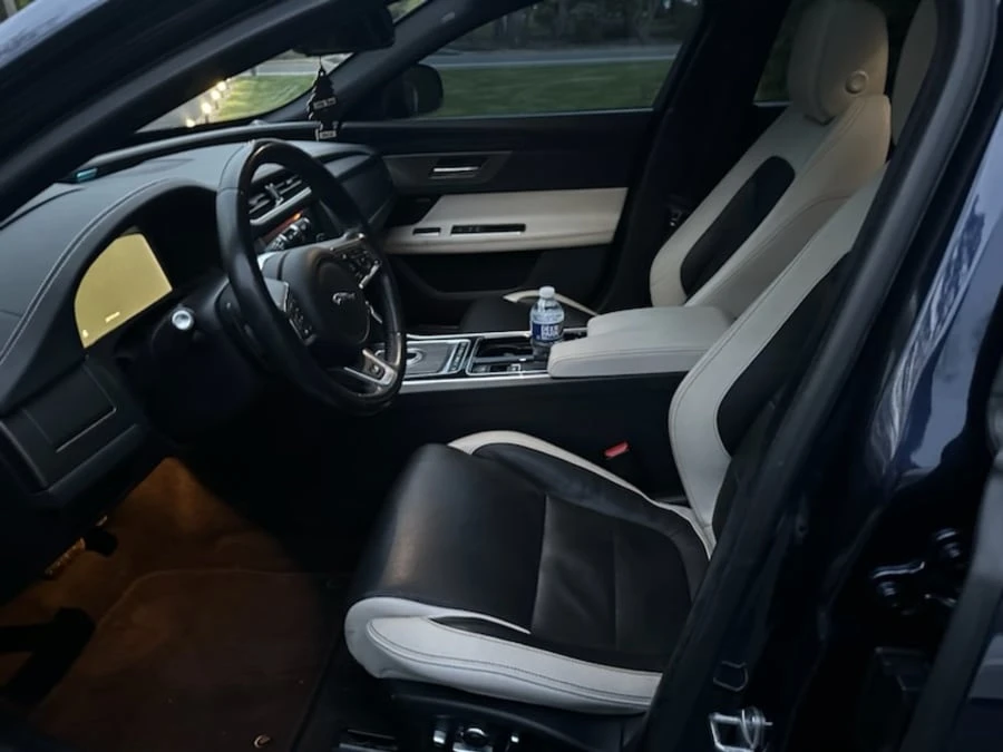 2017 Jaguar X260 XF - Image 3 of 3