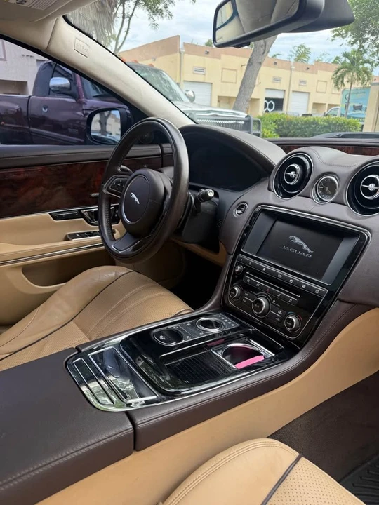 2017 Jaguar X351 XJ - Image 13 of 13