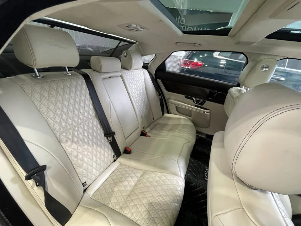 2017 Jaguar X351 XJ - Image 7 of 20