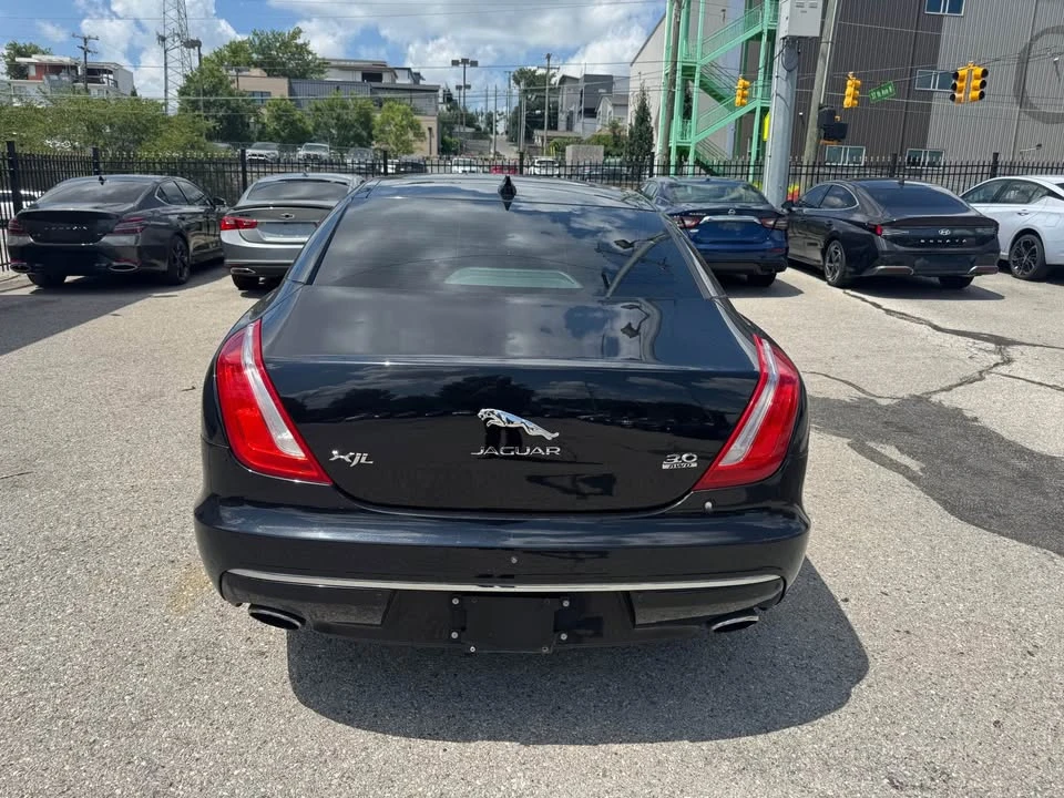 2017 Jaguar X351 XJ - Image 6 of 20