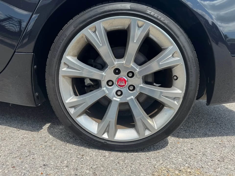 2017 Jaguar X351 XJ - Image 9 of 20