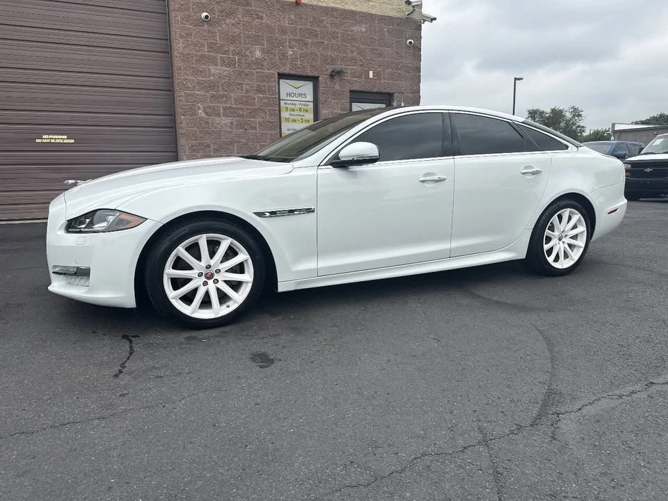 2017 Jaguar X351 XJ - Image 2 of 19