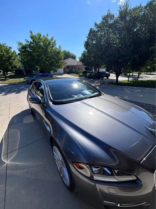 2017 Jaguar X351 XJ - Image 8 of 8