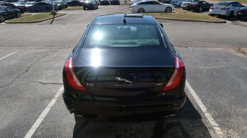 2017 Jaguar X351 XJ - Image 10 of 20