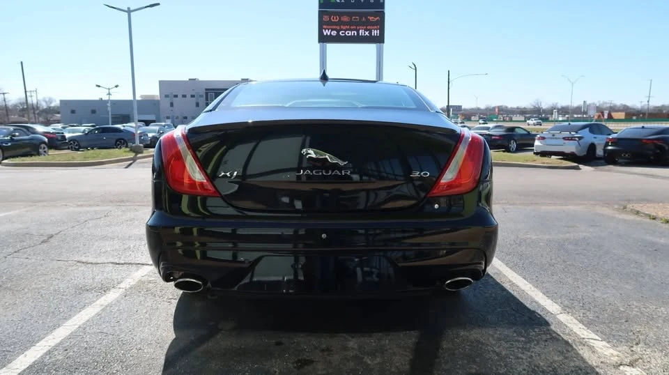 2017 Jaguar X351 XJ - Image 9 of 20