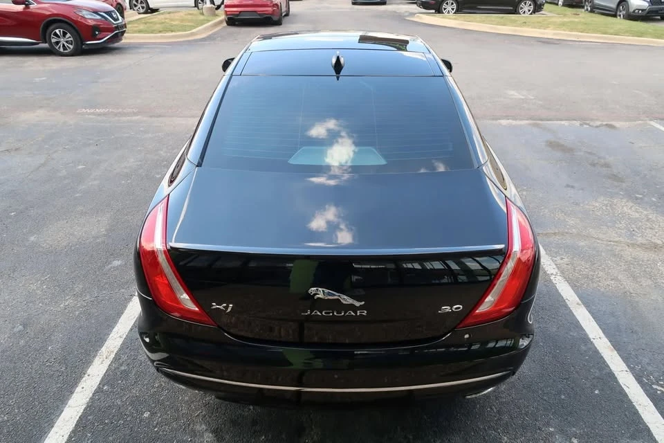 2017 Jaguar X351 XJ - Image 9 of 20