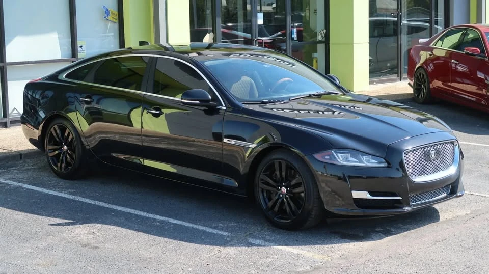 2017 Jaguar X351 XJ - Image 5 of 18