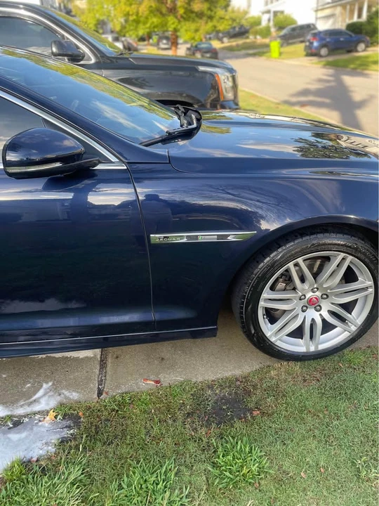 2017 Jaguar X351 XJ - Image 5 of 6