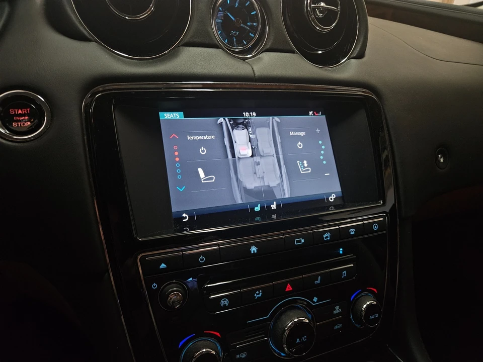 2017 Jaguar X351 XJ - Image 14 of 21