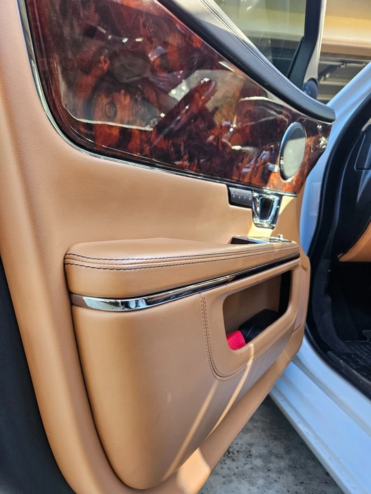 2017 Jaguar X351 XJ - Image 11 of 21