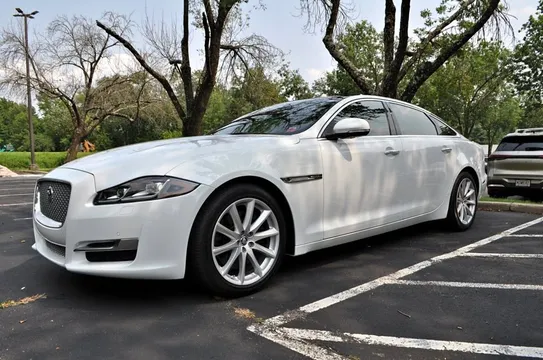 2017 Jaguar XJ Portfolio V6 3.0 Supercharged
