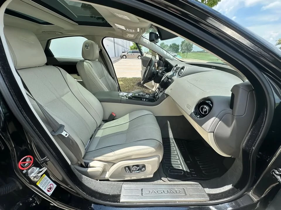 2017 Jaguar X351 XJ - Image 16 of 20