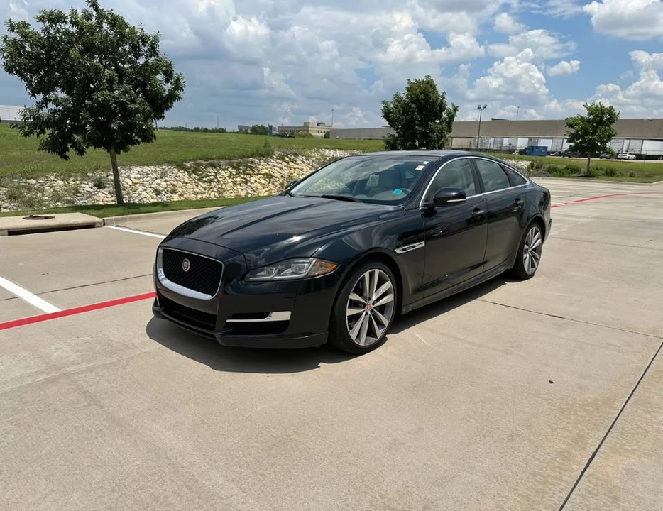 2017 Jaguar X351 XJ - Image 11 of 20
