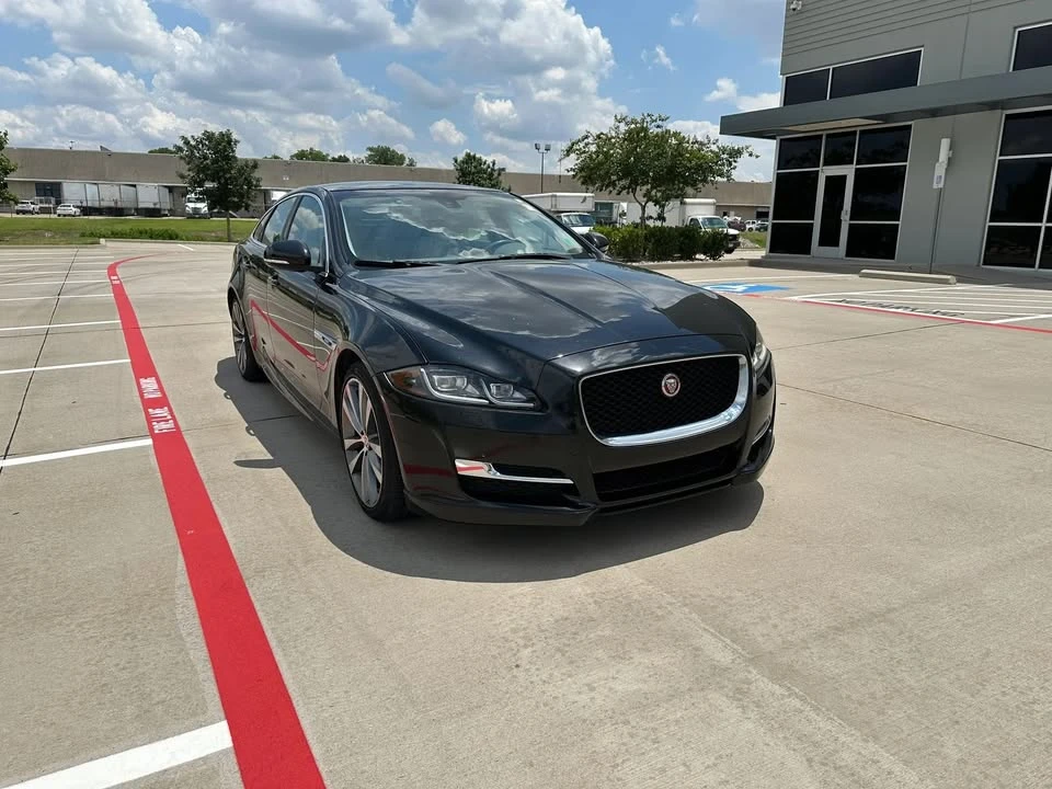 2017 Jaguar X351 XJ - Image 4 of 20