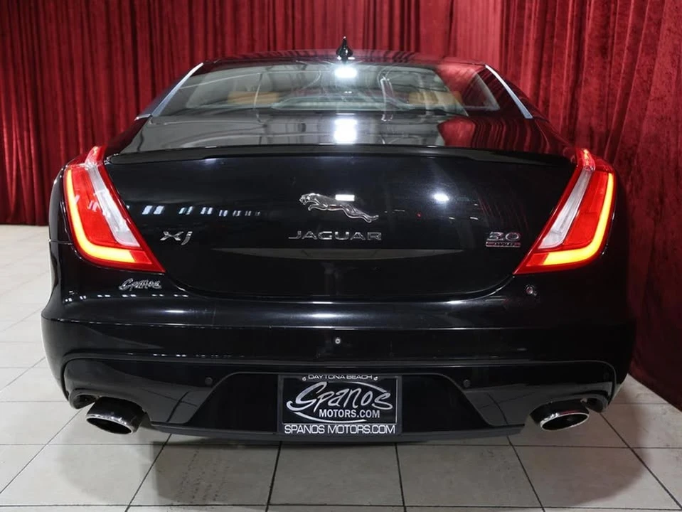2017 Jaguar X351 XJ - Image 9 of 19