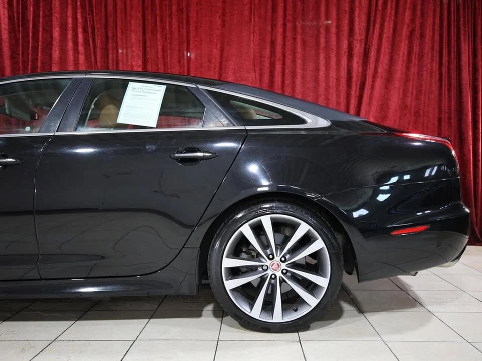 2017 Jaguar X351 XJ - Image 4 of 18