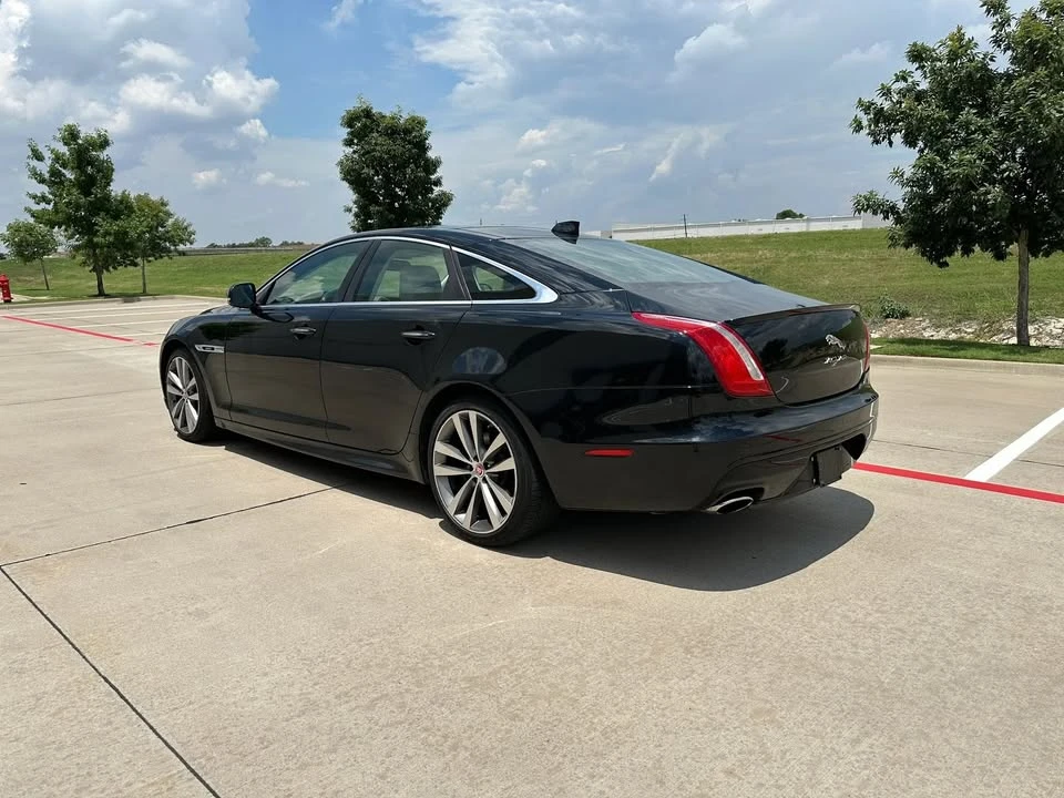 2017 Jaguar X351 XJ - Image 6 of 14