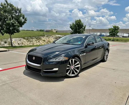 2017 Jaguar XJ R-Sport