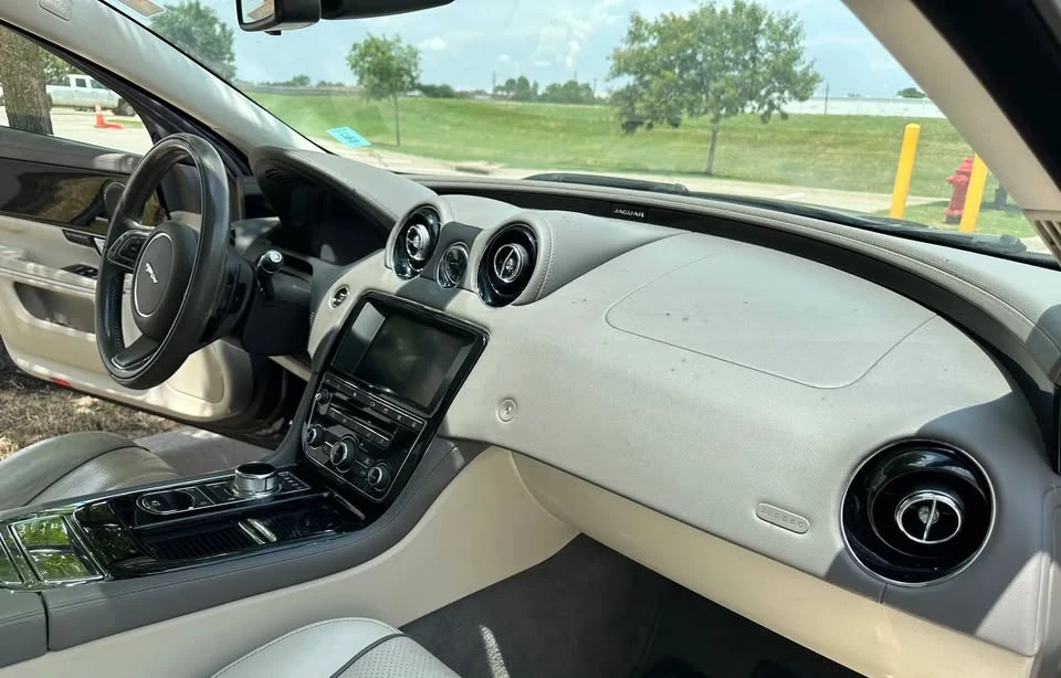 2017 Jaguar X351 XJ - Image 12 of 14