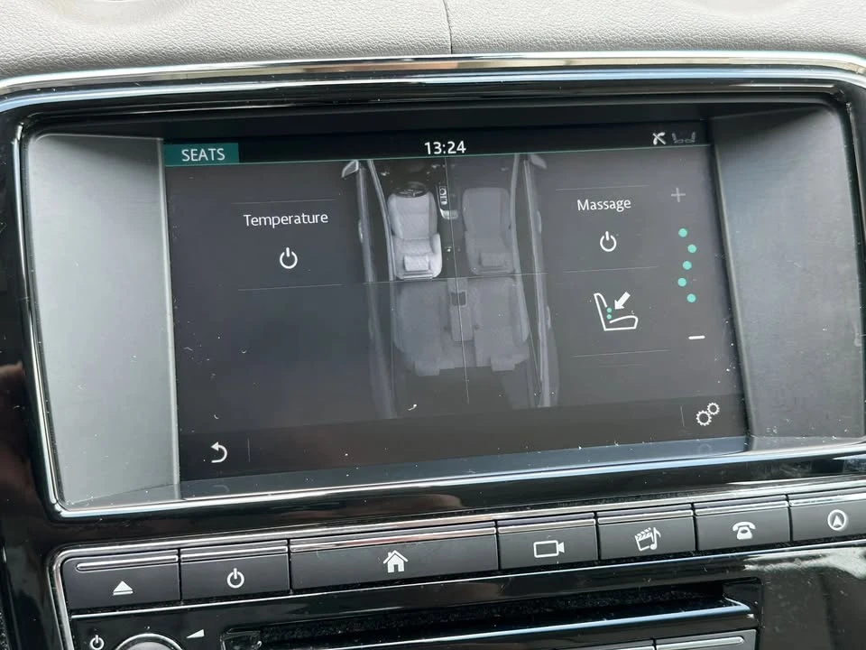 2017 Jaguar X351 XJ - Image 9 of 14