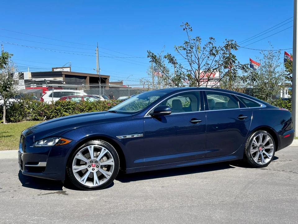2017 Jaguar X351 XJ - Image 8 of 31