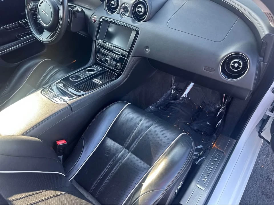 2017 Jaguar X351 XJ - Image 13 of 15