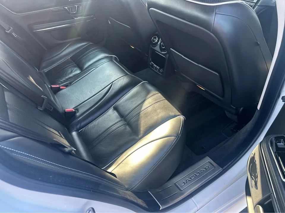 2017 Jaguar X351 XJ - Image 12 of 15