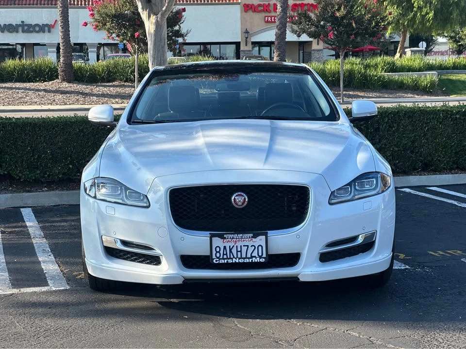 2017 Jaguar X351 XJ - Image 2 of 15