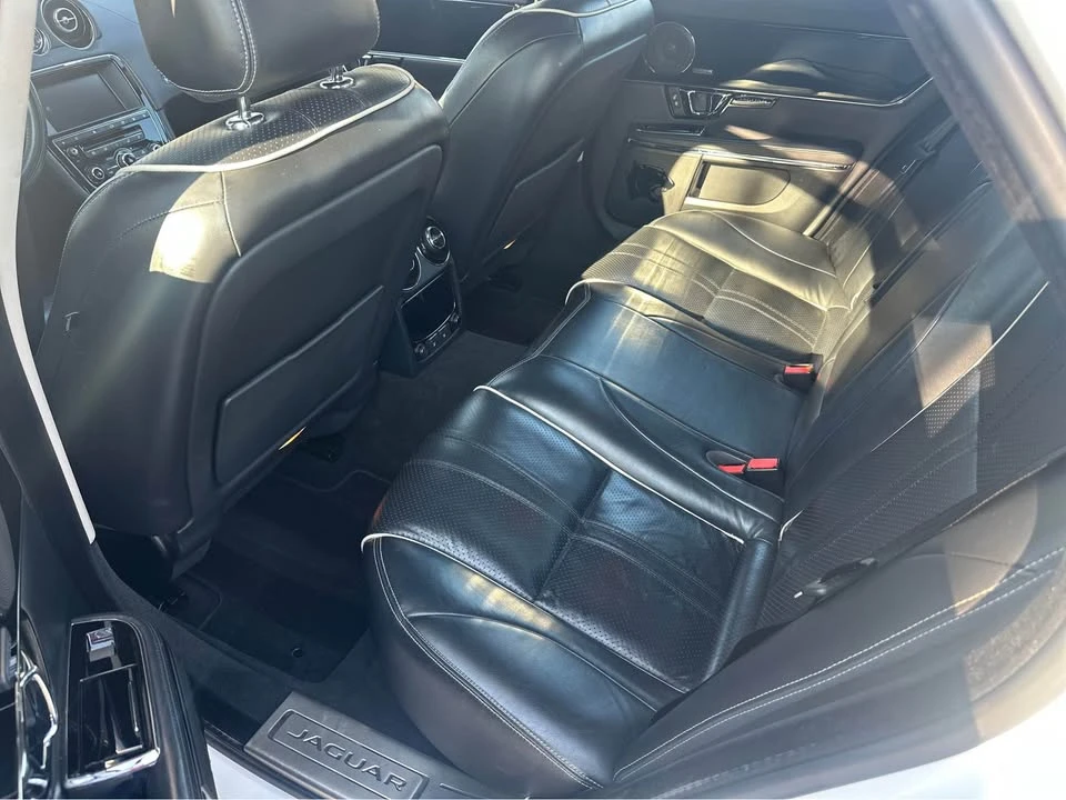 2017 Jaguar X351 XJ - Image 10 of 15