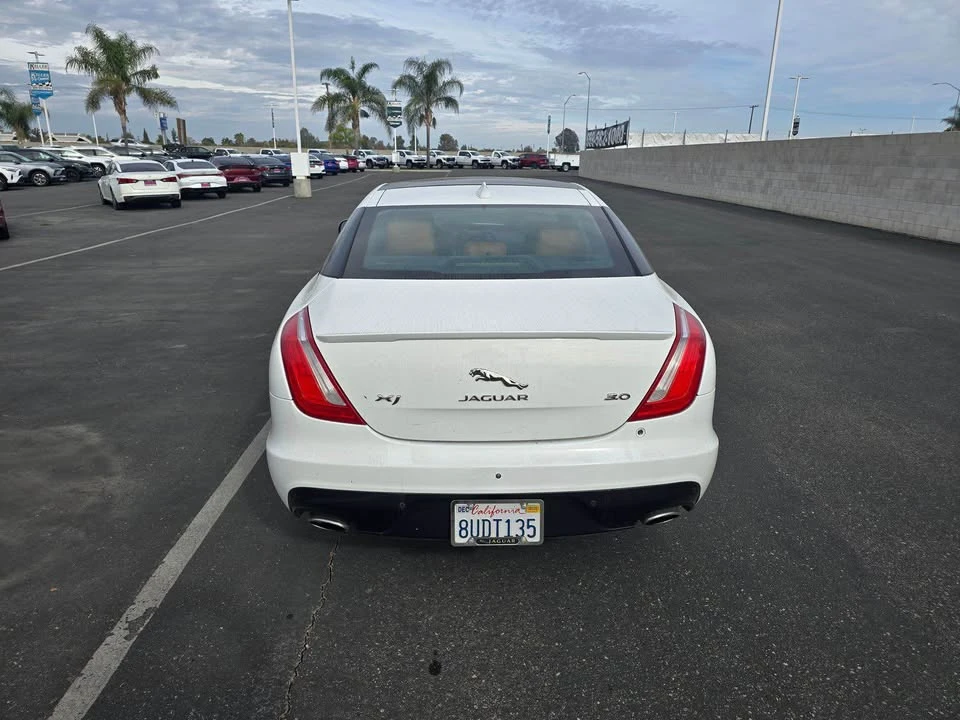 2017 Jaguar X351 XJ - Image 3 of 6
